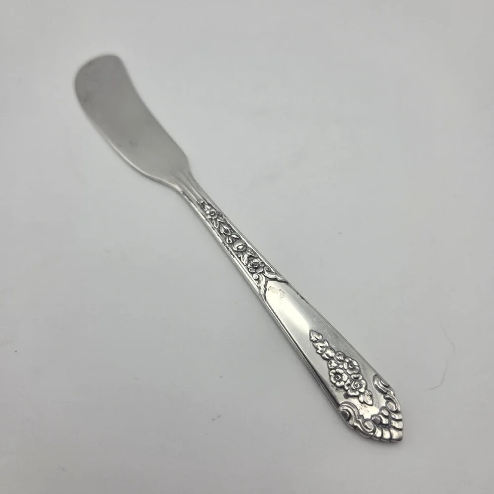 Royal Crest Sterling Silver 92.5% Butter Spreader 